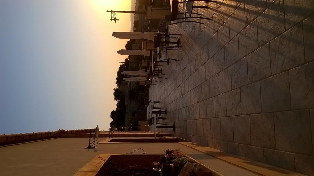 Hostal Silva Suri Marina di Ragusa Exterior foto