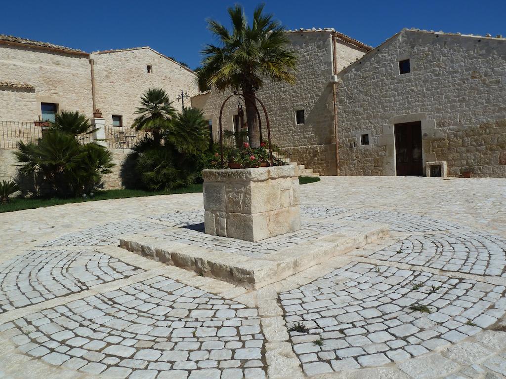 Hostal Silva Suri Marina di Ragusa Exterior foto