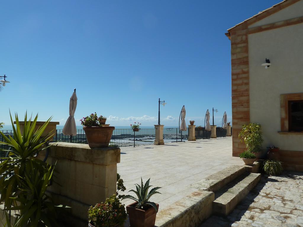 Hostal Silva Suri Marina di Ragusa Exterior foto