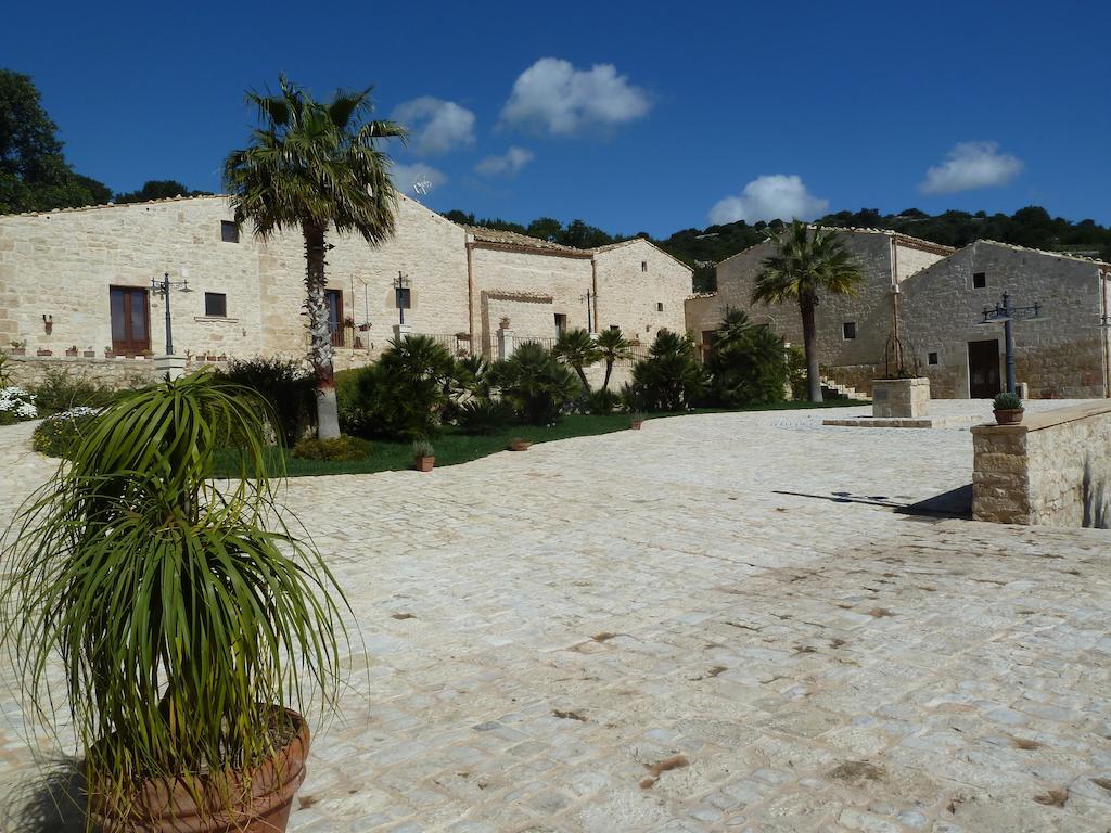 Hostal Silva Suri Marina di Ragusa Exterior foto