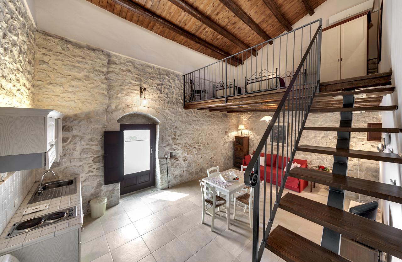 Hostal Silva Suri Marina di Ragusa Exterior foto