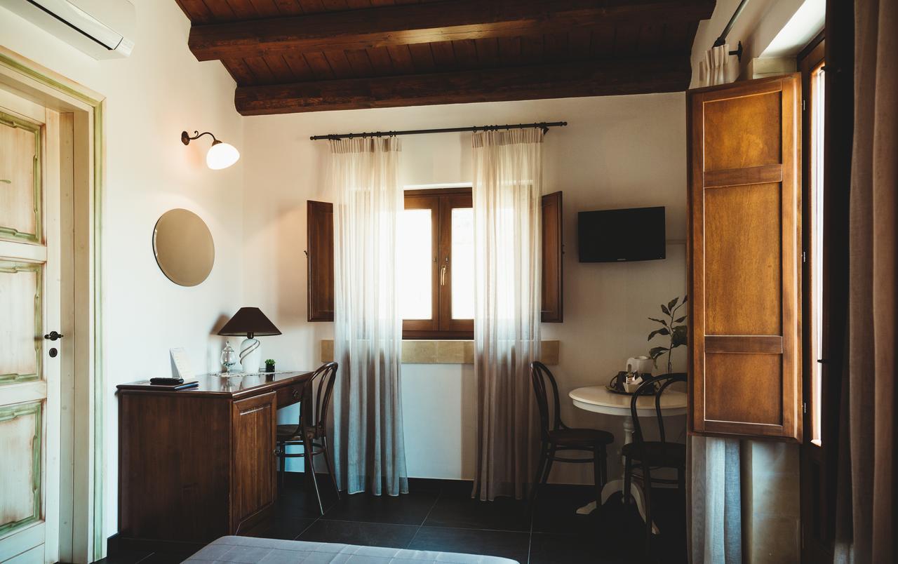 Hostal Silva Suri Marina di Ragusa Exterior foto