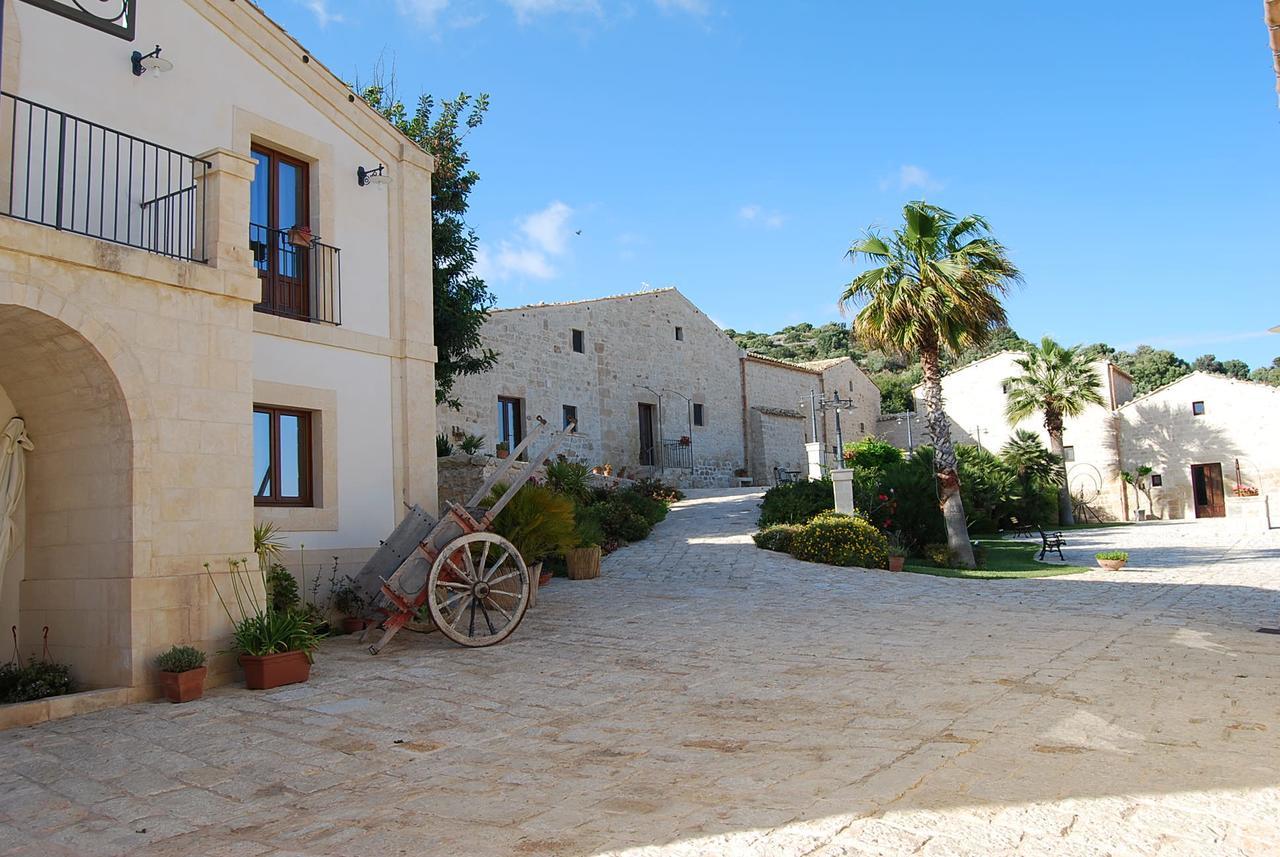 Hostal Silva Suri Marina di Ragusa Exterior foto