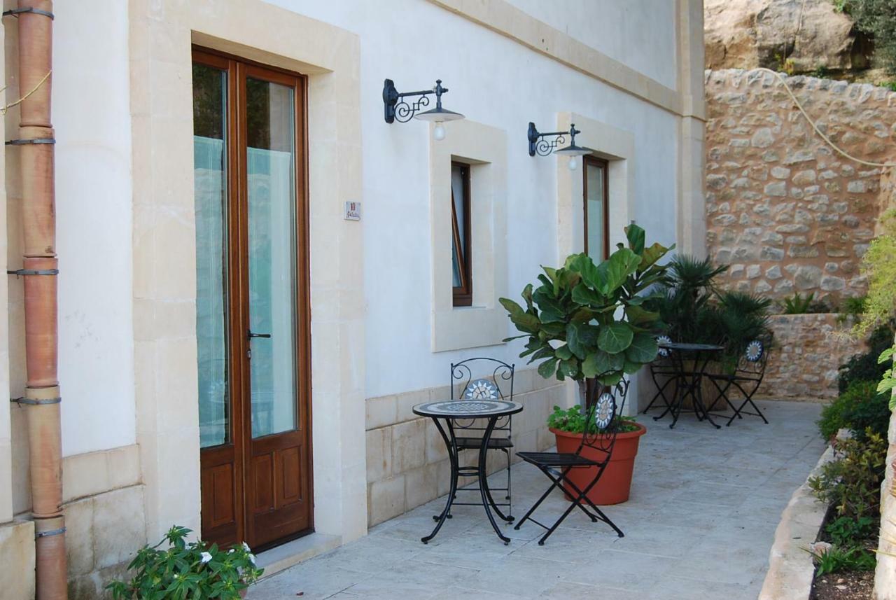 Hostal Silva Suri Marina di Ragusa Exterior foto