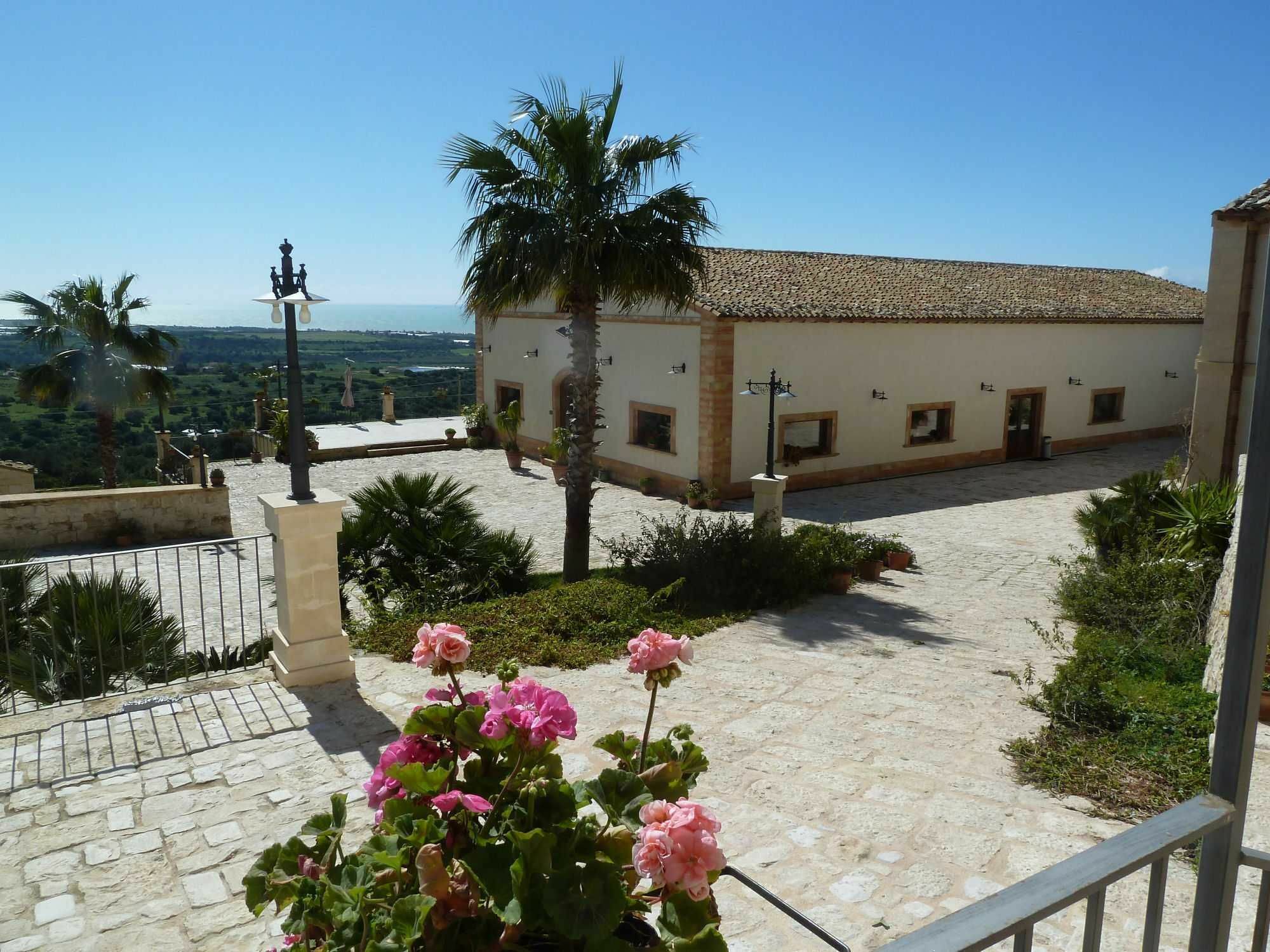 Hostal Silva Suri Marina di Ragusa Exterior foto